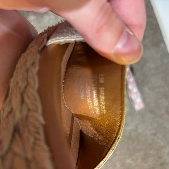 Tommy Bahama Beige Canvas Espadrille Wedge Sandals - Picture 6 of 7